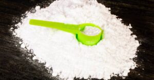 Kreatin: Účinky, Dávkování & Kdy Ho Brát? Ráno nebo před spaním?