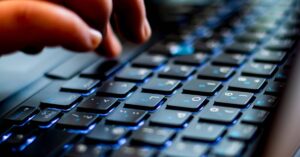 Jak napsat hranatou závorku – [ ]: Jednoduchý návod s příklady