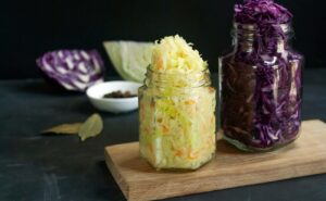 Kde koupit kvalitní kysané zelí: Tipy a rady pro výběr nejlepšího produktu