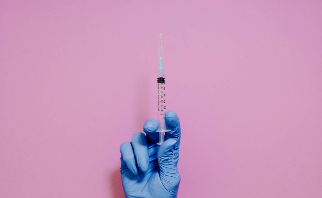 Fraxiparine injekce: Jak fungují, kdy se používá a jaké jsou vedlejší účinky